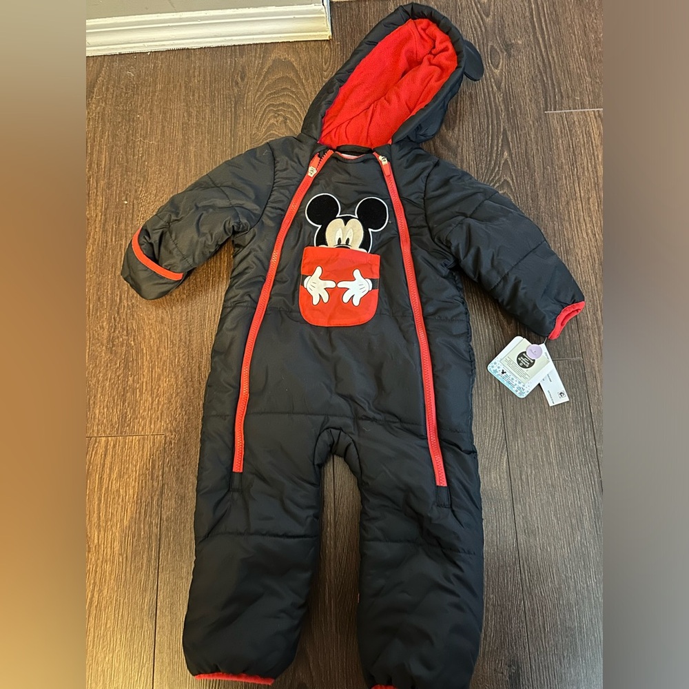 NWT Disney Infant Snowsuit 12-18M